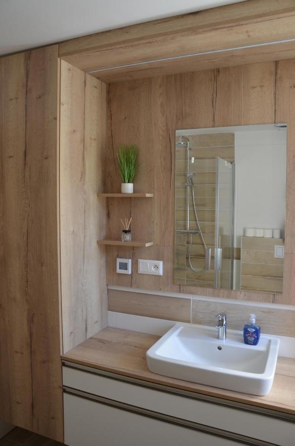 Visit Sauna Klinovec Лоучна-под-Клиновцем Экстерьер фото